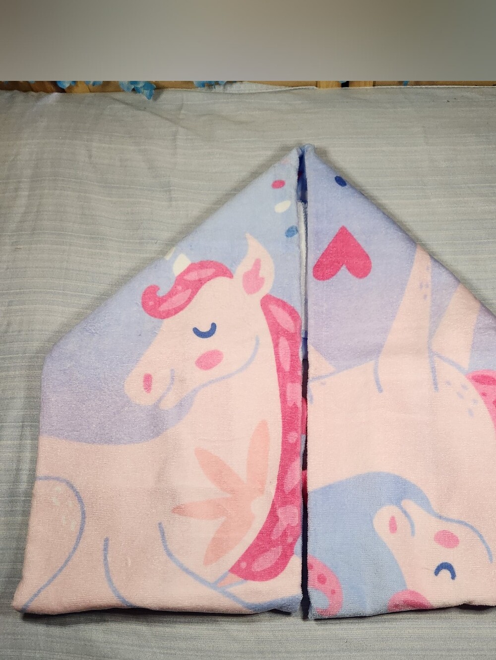 Mainstays Unicorn Beach Towel - Pink & Light Blue New Without Tags,  Girls #2